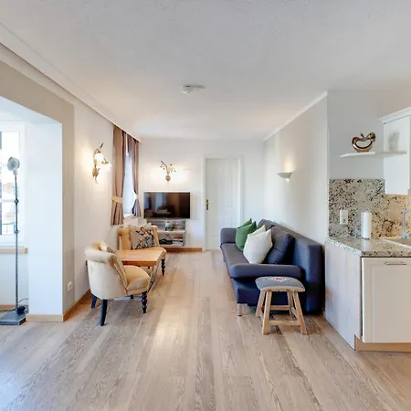 Design Anna شقة كيتزبوهيل