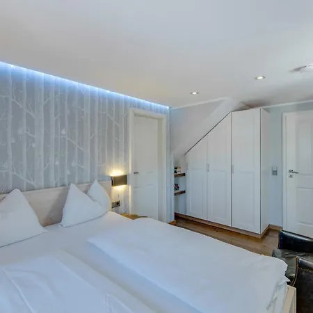 Design Anna شقة كيتزبوهيل