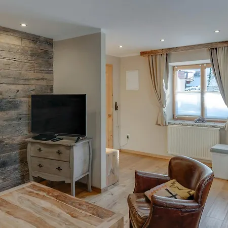 Anna Apartment